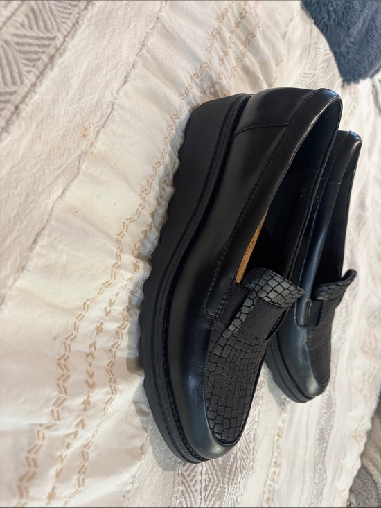 Clarks Shoes - Clarks Black Leather Women's Loafers